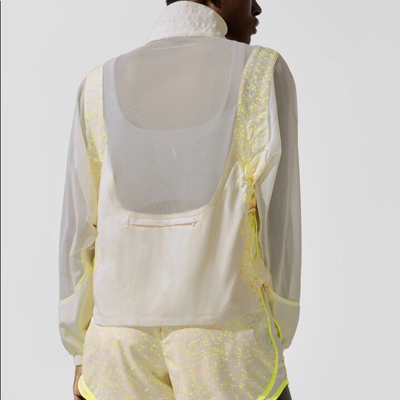 New Nike Women's Icon Clash Running Jacket - Picture 7 of 8